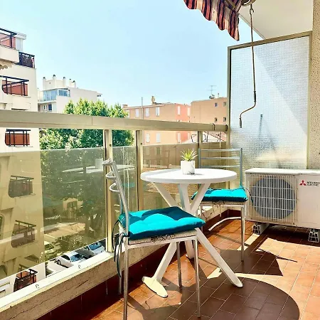 50 From The Beaches Pretty In The Center Of Juan Les Pins Apartment Antibes