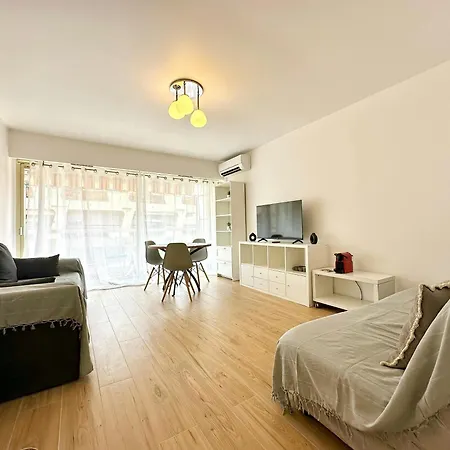 50 From The Beaches Pretty In The Center Of Juan Les Pins Appartement Antibes