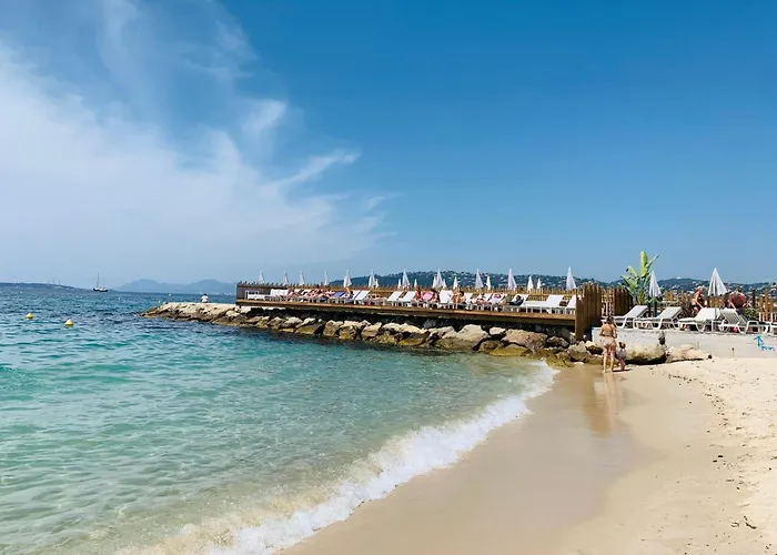 50 From The Beaches Pretty In The Center Of Juan Les Pins Appartement *