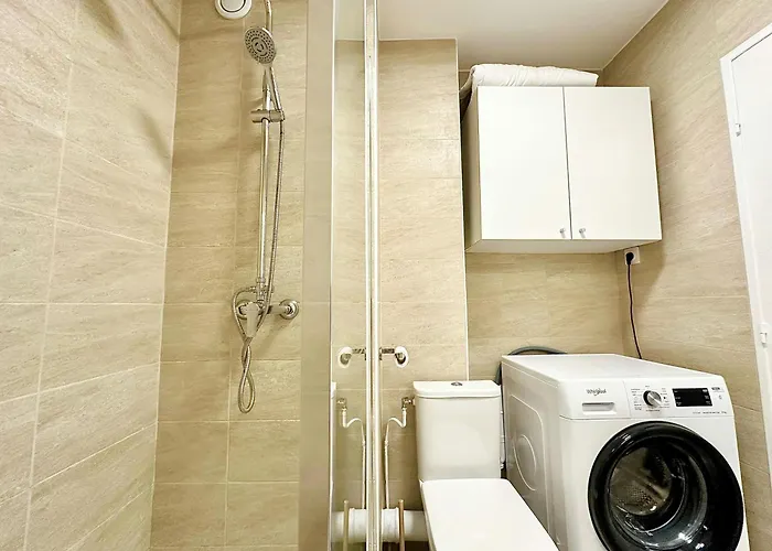 50 From The Beaches Pretty In The Center Of Juan Les Pins * Antibes